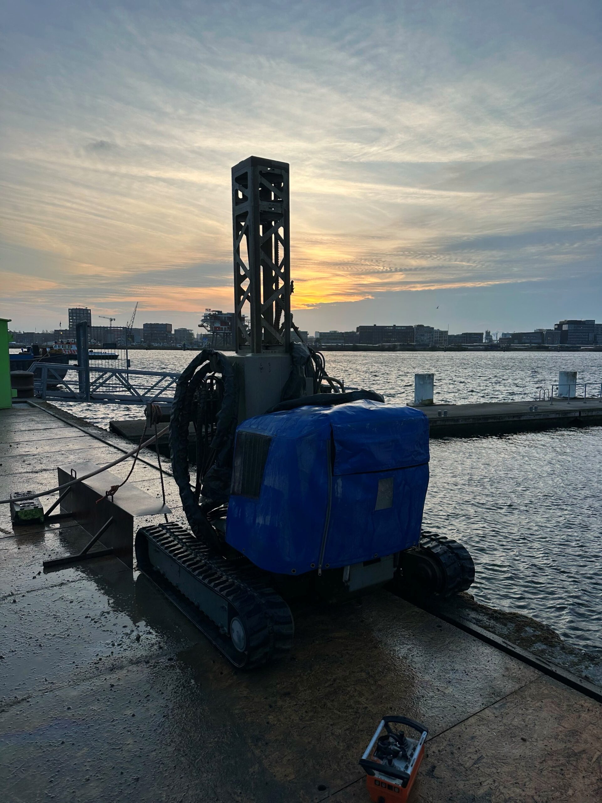 Hompert-Renes – NDSM Pier | Hompert - Renes | Hompert - Renes Hompert-Renes - NDSM Pier